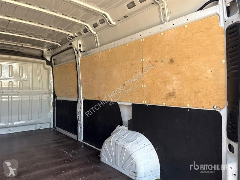 Camión Opel 2.2 103 KW KA L4H2 Van Truck