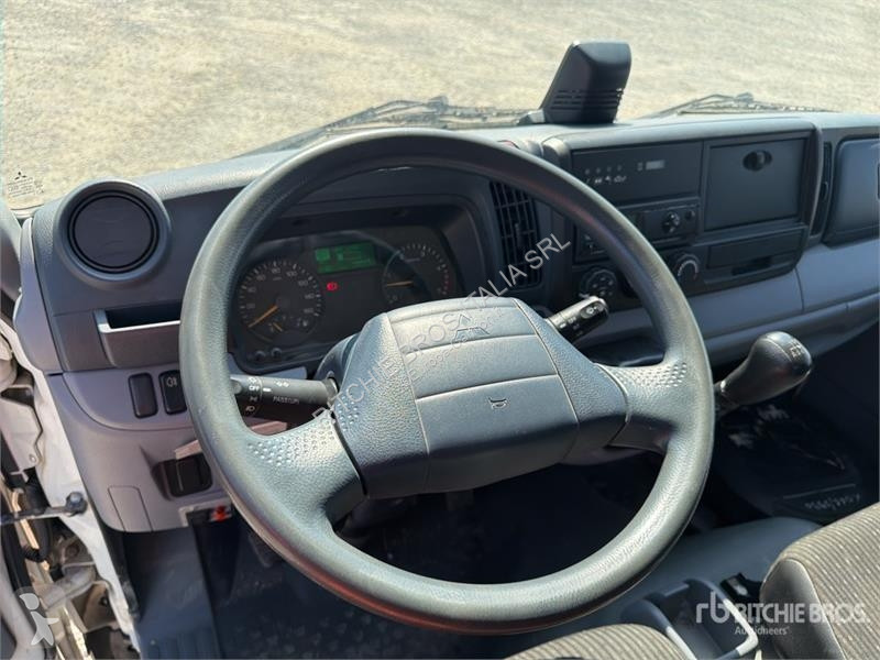Mitsubishi Fuso truck