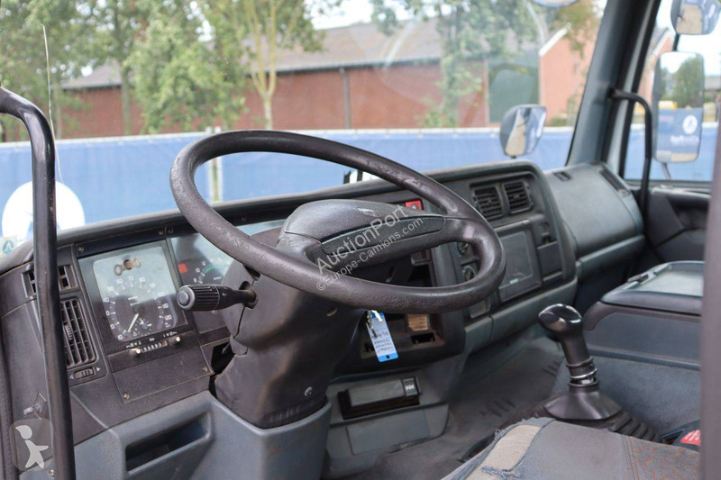 Tahač Renault HD300-19T
