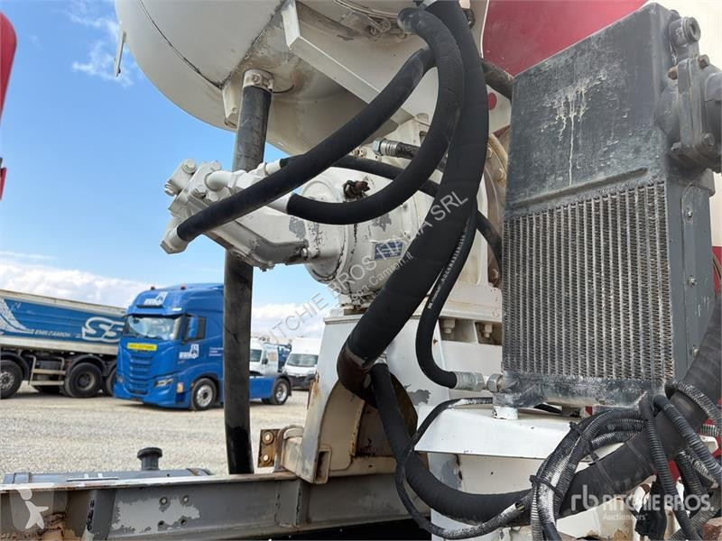 Camion Astra 1 4x2 Mixer Truck