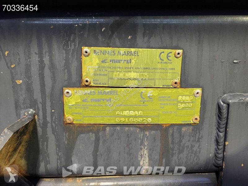 Iveco 330 6X4 13m3 tipper Steel suspension...