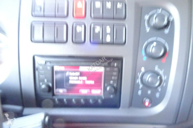Kamion DAF LF 260 Euro 6 kontener 18 palet...