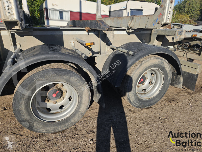 Volvo 540 truck