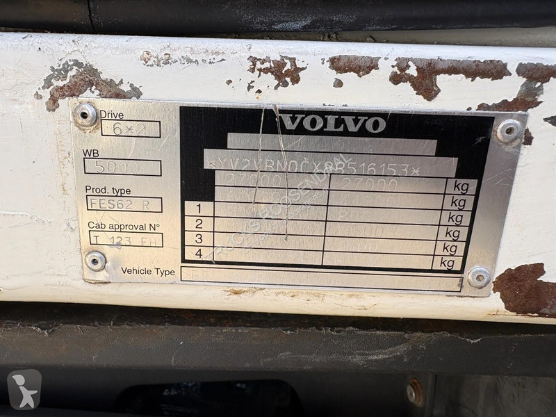 Volvo 320 + HIAB 166 ES -3---3X EXT. +...