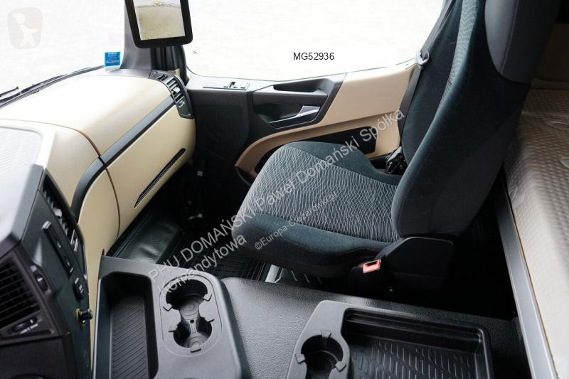 Kamion Volvo FM / 380 / EURO 6 / CHŁODNIA +...