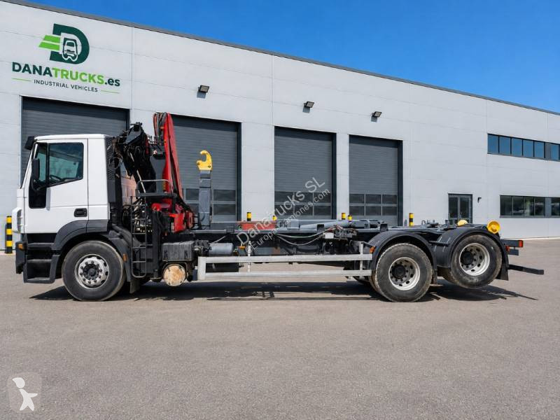 Iveco 260 E 35 truck
