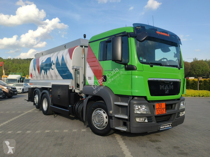 Lastbil MAN TGA 26.400 Autocysterna z...