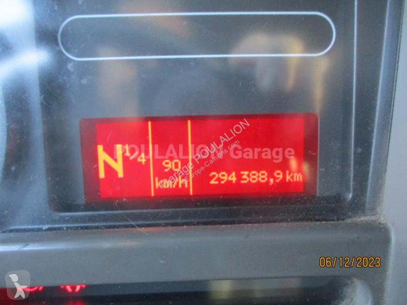 Kamion Renault 6x2 essieu relevable 320 benne...