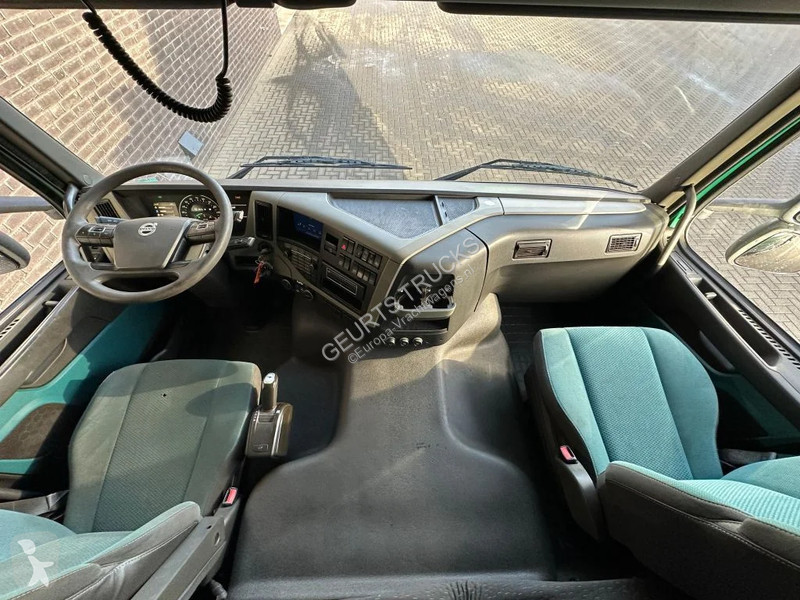 Camion Volvo 500 8X2 OPRIJWAGEN/MACHINE...