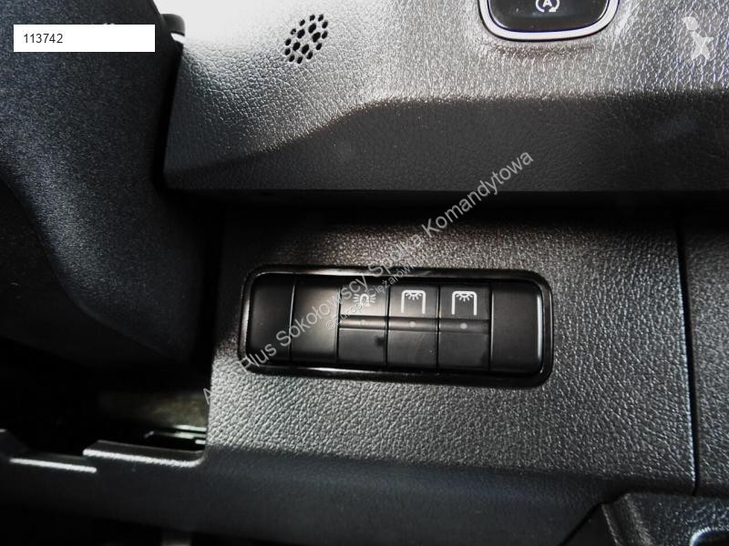 Véhicule utilitaire Mercedes SPRINTER 516...
