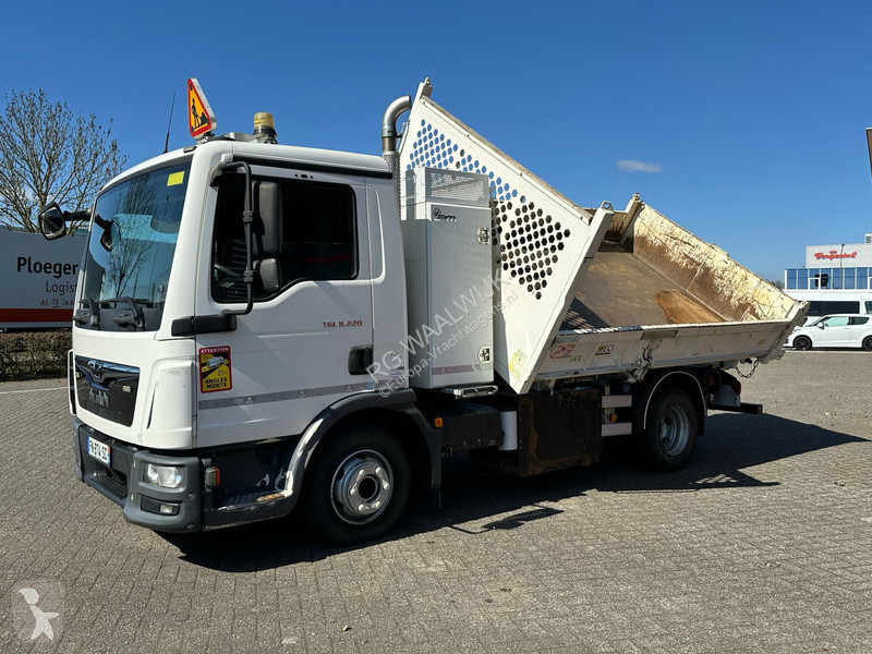 Kamion MAN 8.220 2 sides tipper Kipper