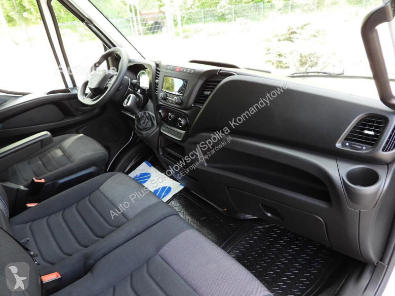 Autoutilitară Iveco DAILY 35C16 KONTENER WINDA...