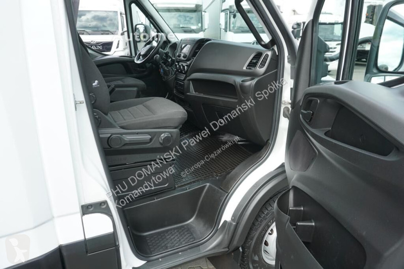 Kamion Iveco DAILY / 70C18 / E 6 / BURTO...