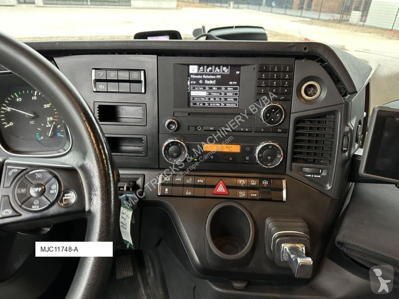Vrachtwagen met aanhanger Mercedes PK19.001 SLD C
