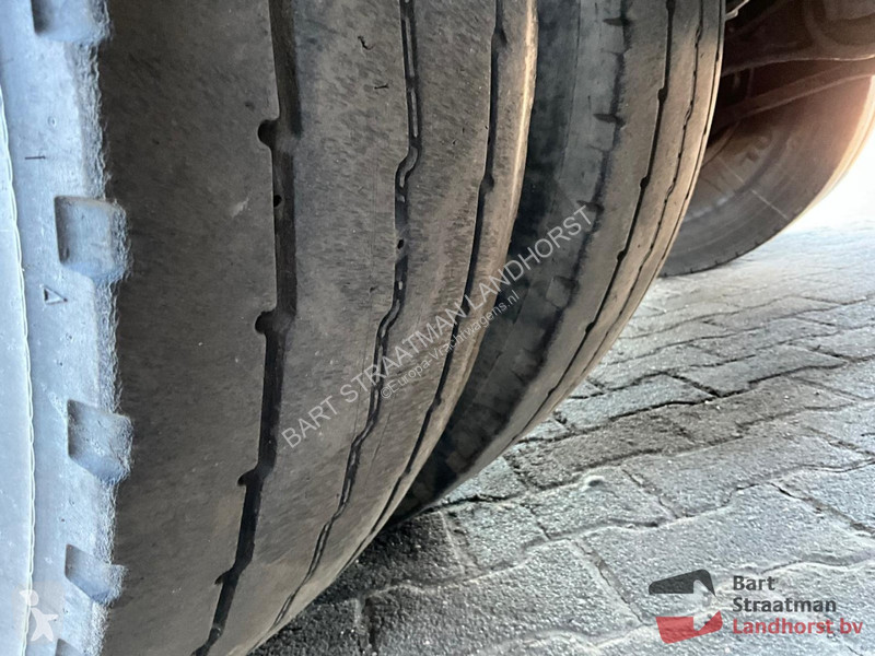 Camion Volvo 480 	10x4 Euro 5 Bladgeveerd met...