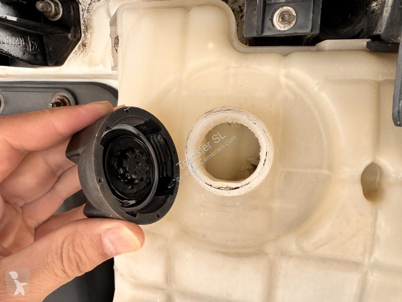 Kamion Renault 370.18 4X2 370.18