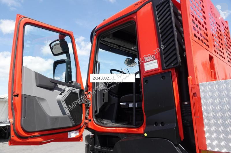 Camião Renault pk 24001 k-c