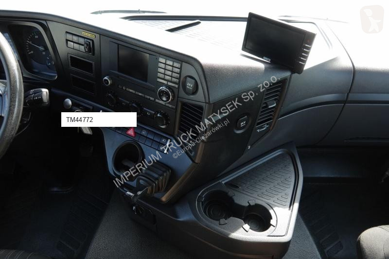 Kamion Mercedes 144 DS-4