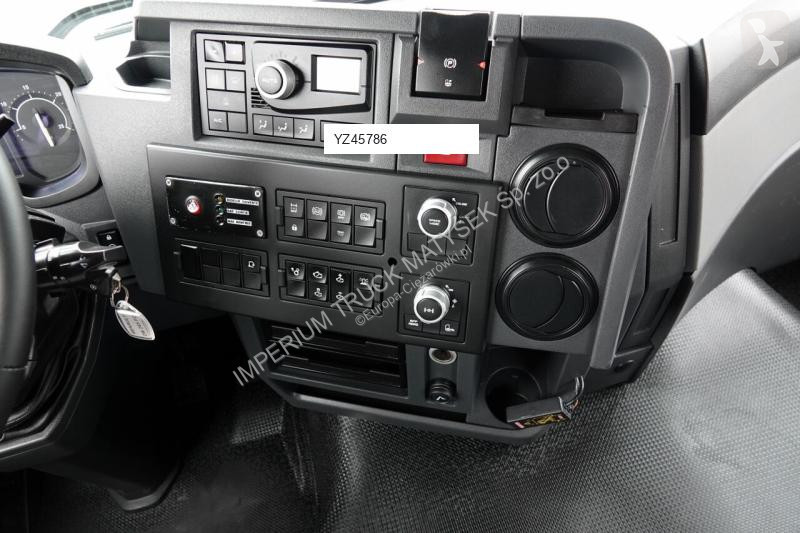 Kamion Renault f135a