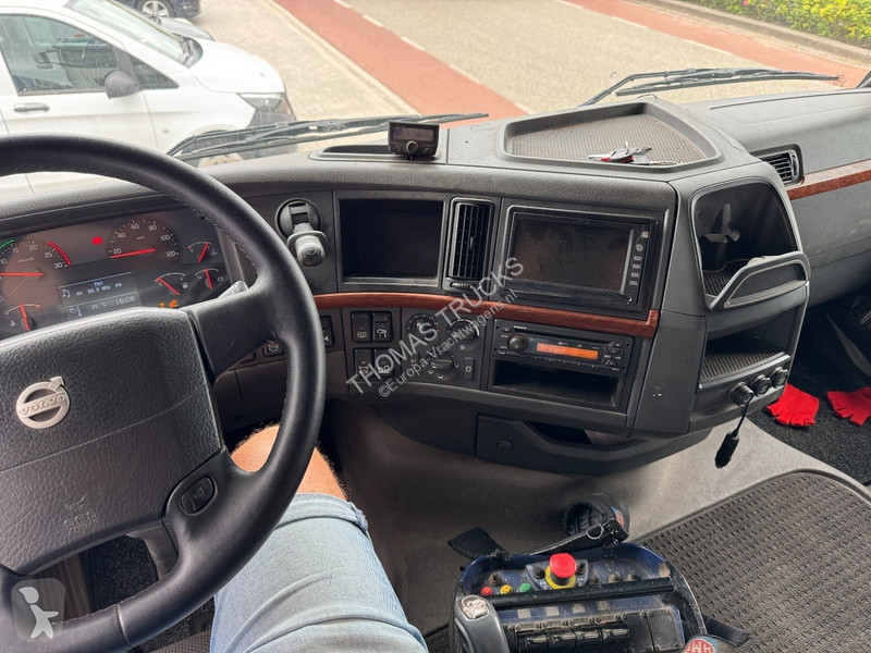 Kamion Volvo 6x2 HMF 2820 K5, NCH Cable system...
