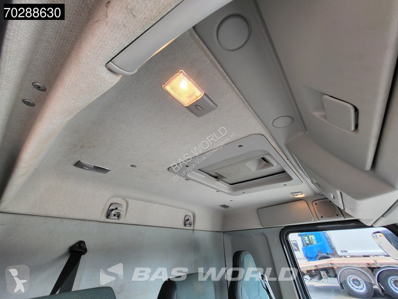Kamion Volvo 250 4X2 Mobile workshop HMF...