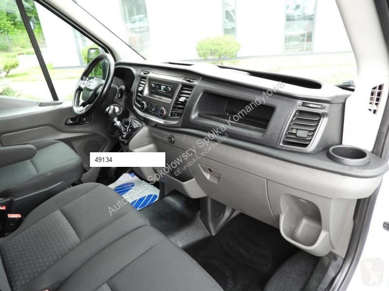 Véhicule utilitaire Ford TRANSIT  PLANDEKA 8...
