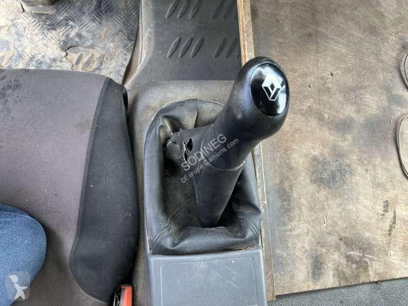 Camión Renault  MIDLUM 180 DCI