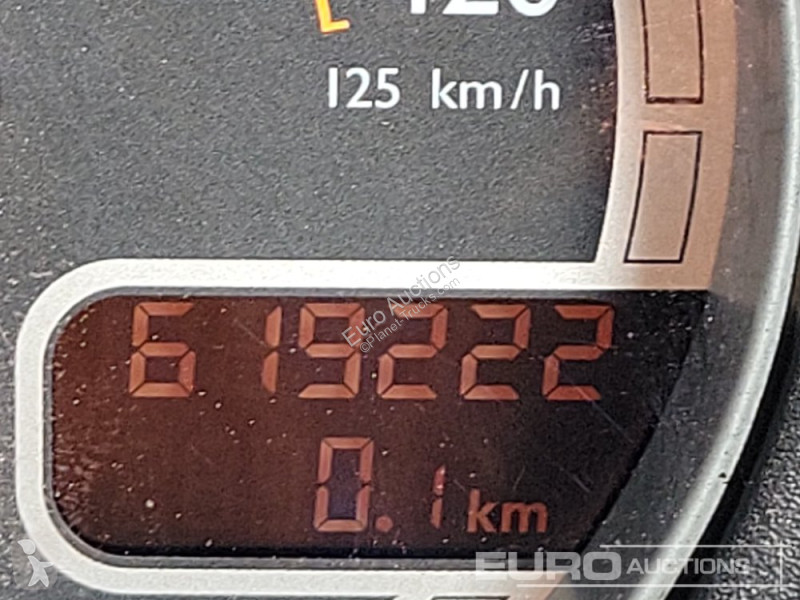 Vrachtwagen  CF75.310