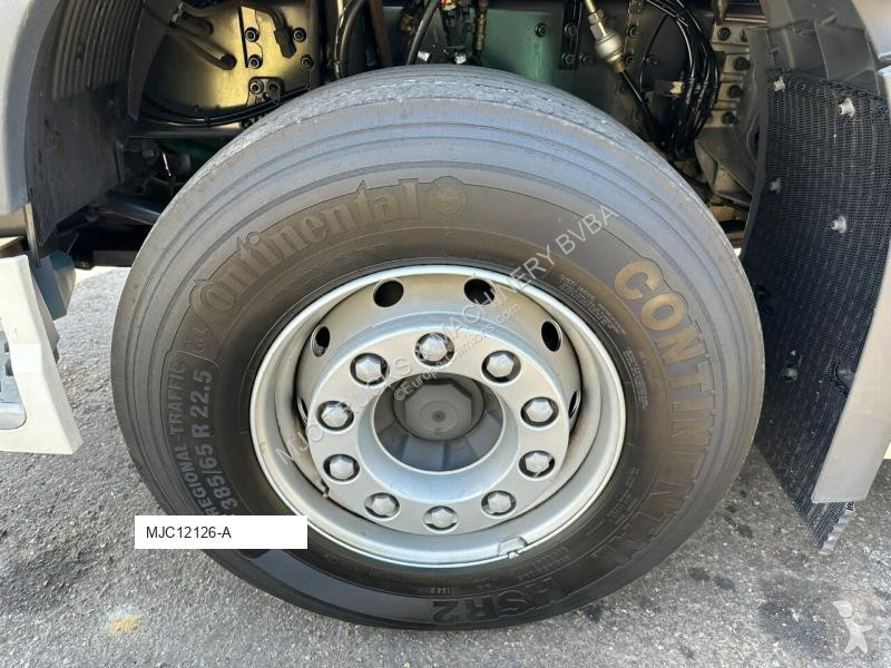 Kamion Volvo 408 E-8 HIPRO