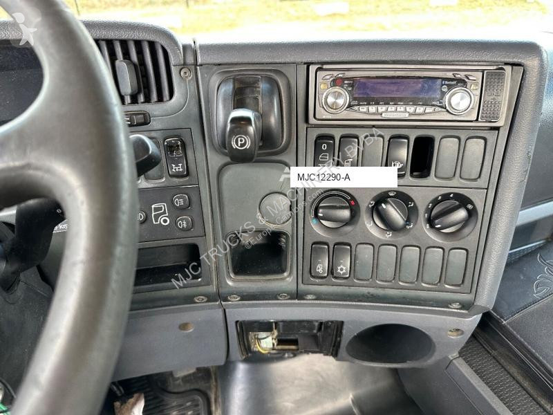 Lastbil Scania PK 44002 F - 7x + rotator