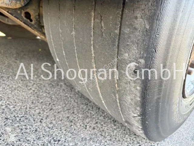 شاحنة مقطورة Renault T480...