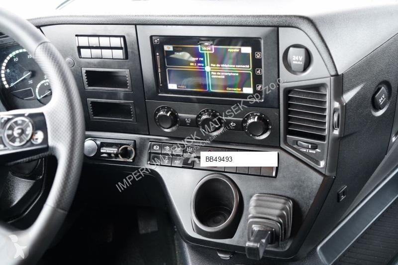 شاحنة Volvo FMX