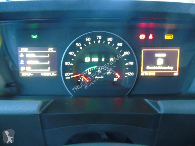شاحنة Volvo 460 + TRS COOLING + LIFT + EURO 6