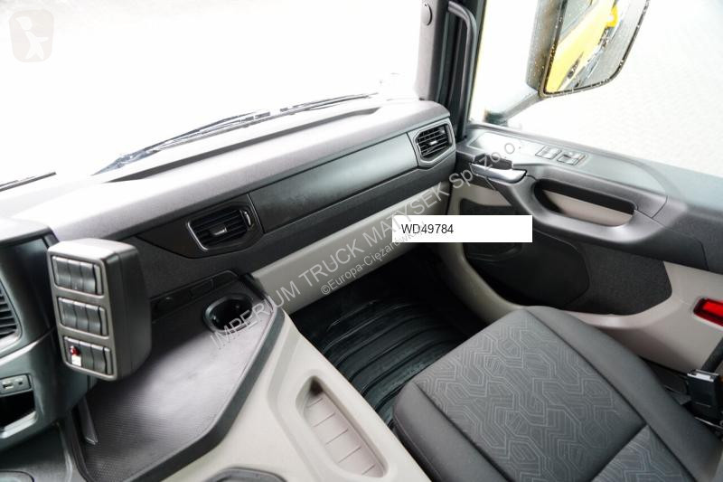 Kamión Scania P 450 XT