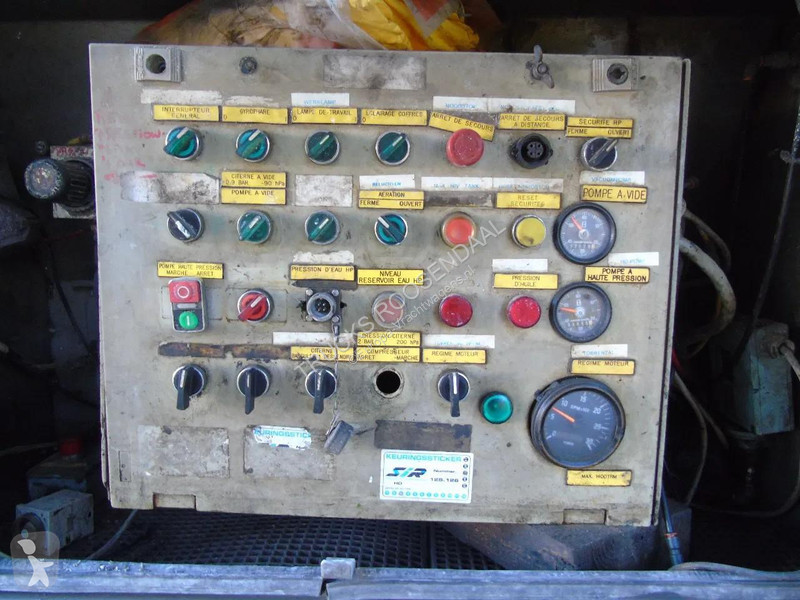 Camion Volvo 12.340 12.340 + ecota 14.700 liter...