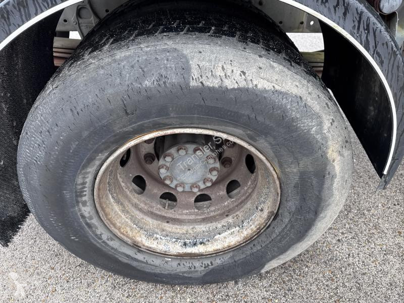 Mercedes 1823 truck