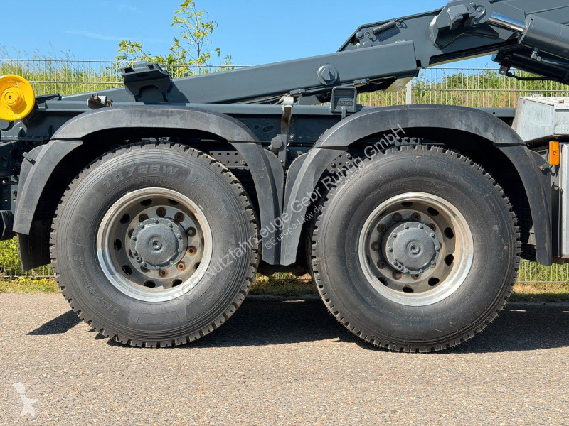 Camion Mercedes 4251 8x4 Palfinger T26A...