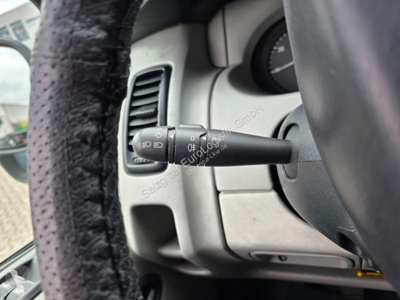 شاحنة Opel Vivaro 2.5 CDTI / Versalift ET-30-NE-XS