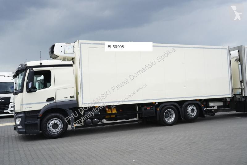 Камион Mercedes / TANDEM