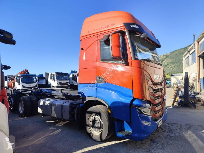 شاحنة Iveco
