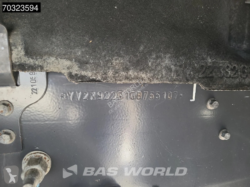 شاحنة Volvo FMX 370 8X4 Palfinger PK22002-EH...