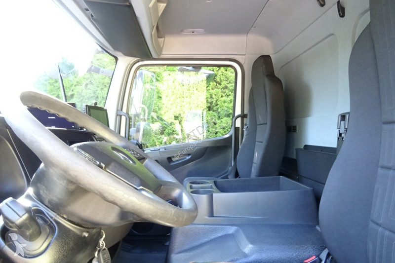 Камион Mercedes 1218 Euro 6 kontener 20pal...