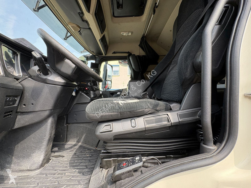 شاحنة Mercedes 2540...