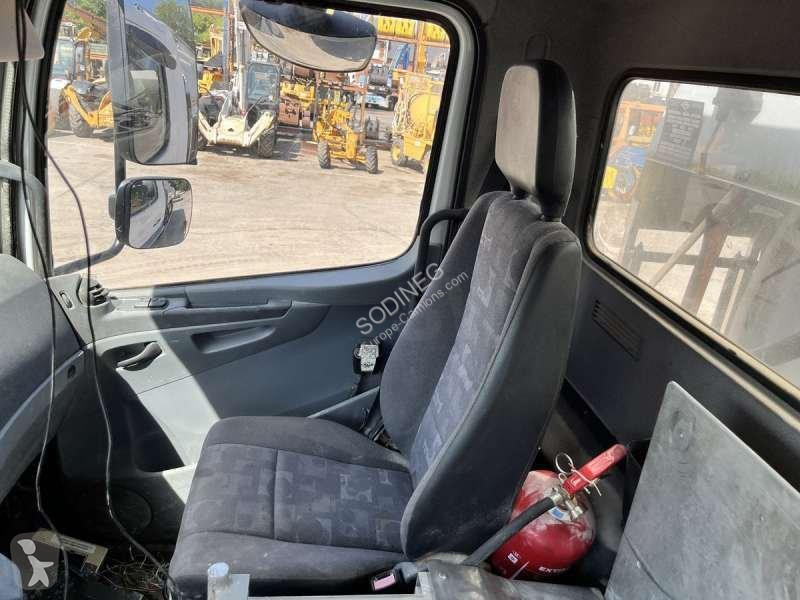 شاحنة Mercedes  AXOR 1833 4X4