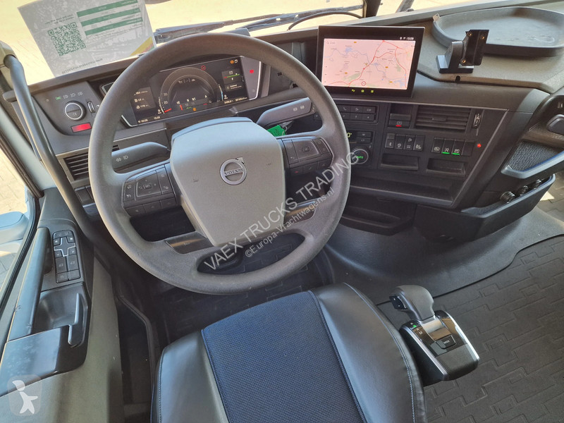شاحنة Volvo 13500 6x2*4 - XL - Thermoking frigo...