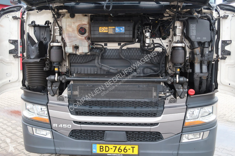 Vrachtwagen Scania 450 N333