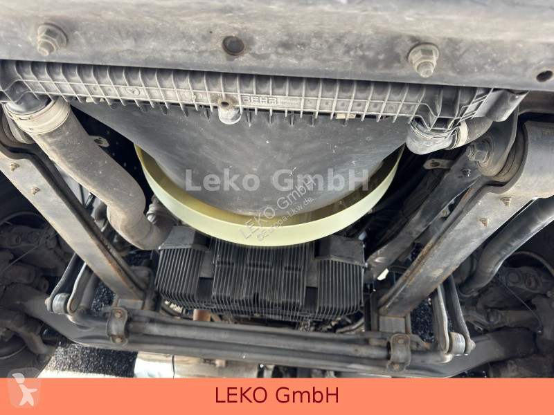 Camion Mercedes 1318 Mit Thermoking T-1000R