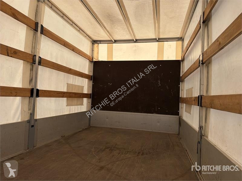 Camión Opel 2.2 103 KW PR PL L4 Curtain Side Truck