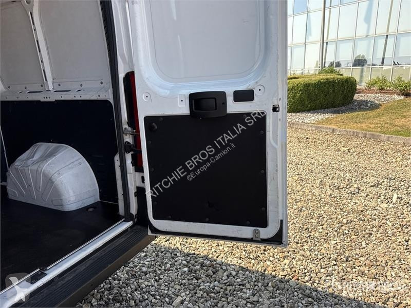 Вантажівка Fiat 2.2 Mjet 103 KW KA L2H2 Van Truck