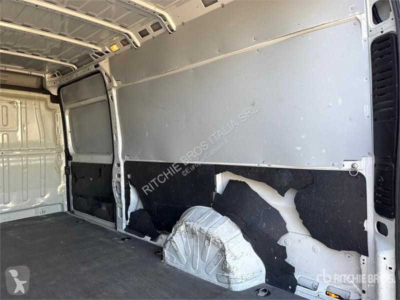 Kamion Opel 2.2 103 KW KA L4H2 Van Truck